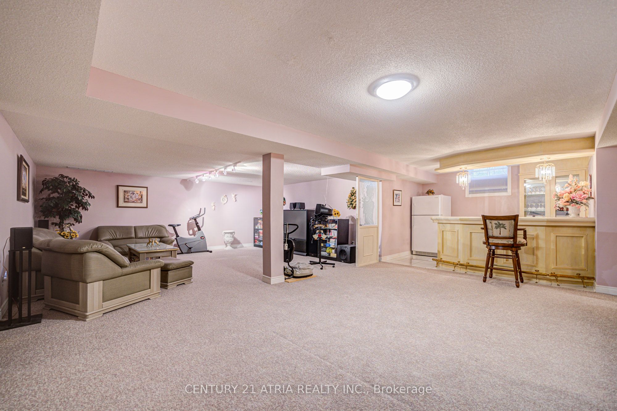 92 Springbrook Drive Property Photo 43