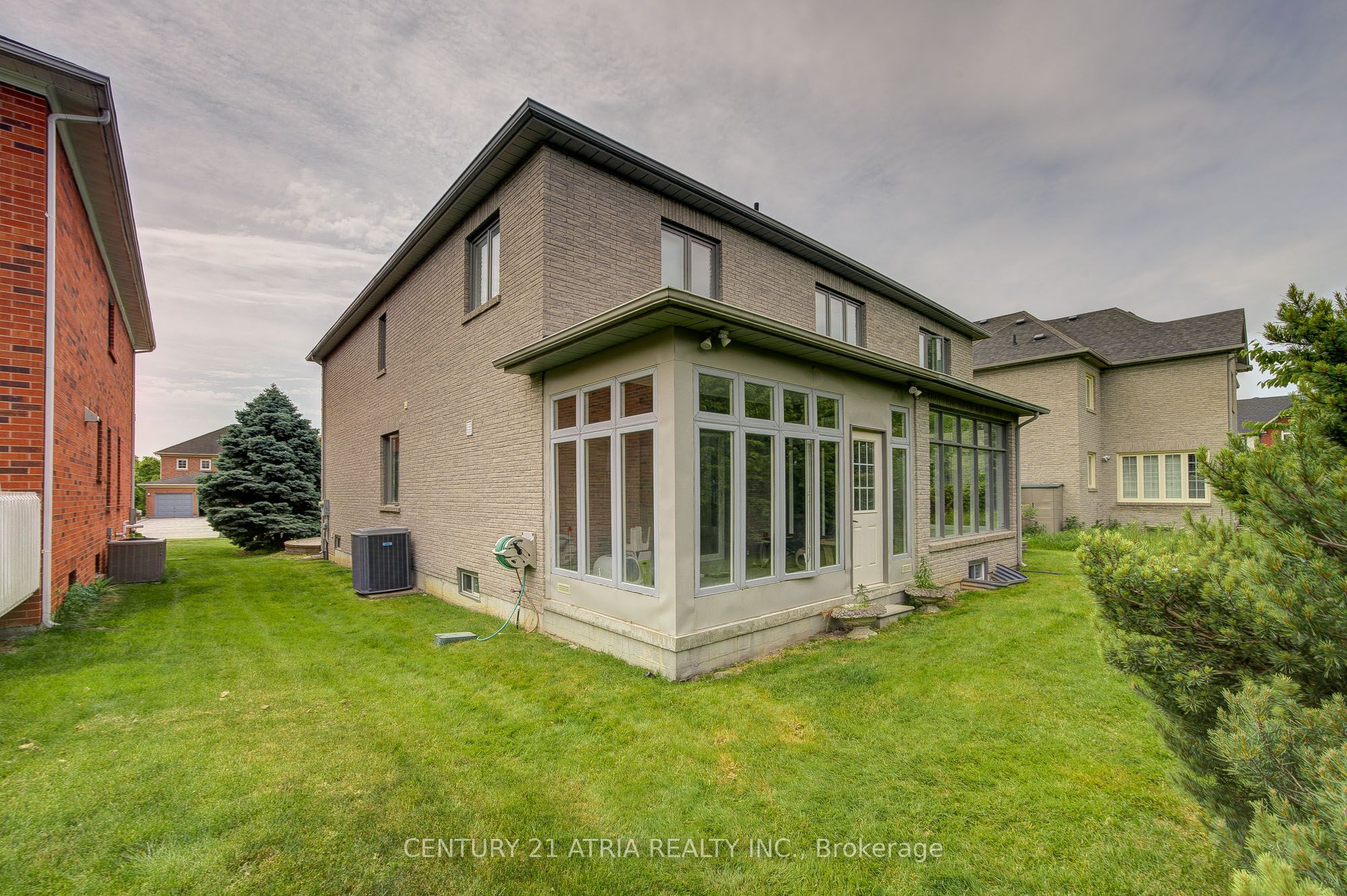 92 Springbrook Drive Property Photo 46