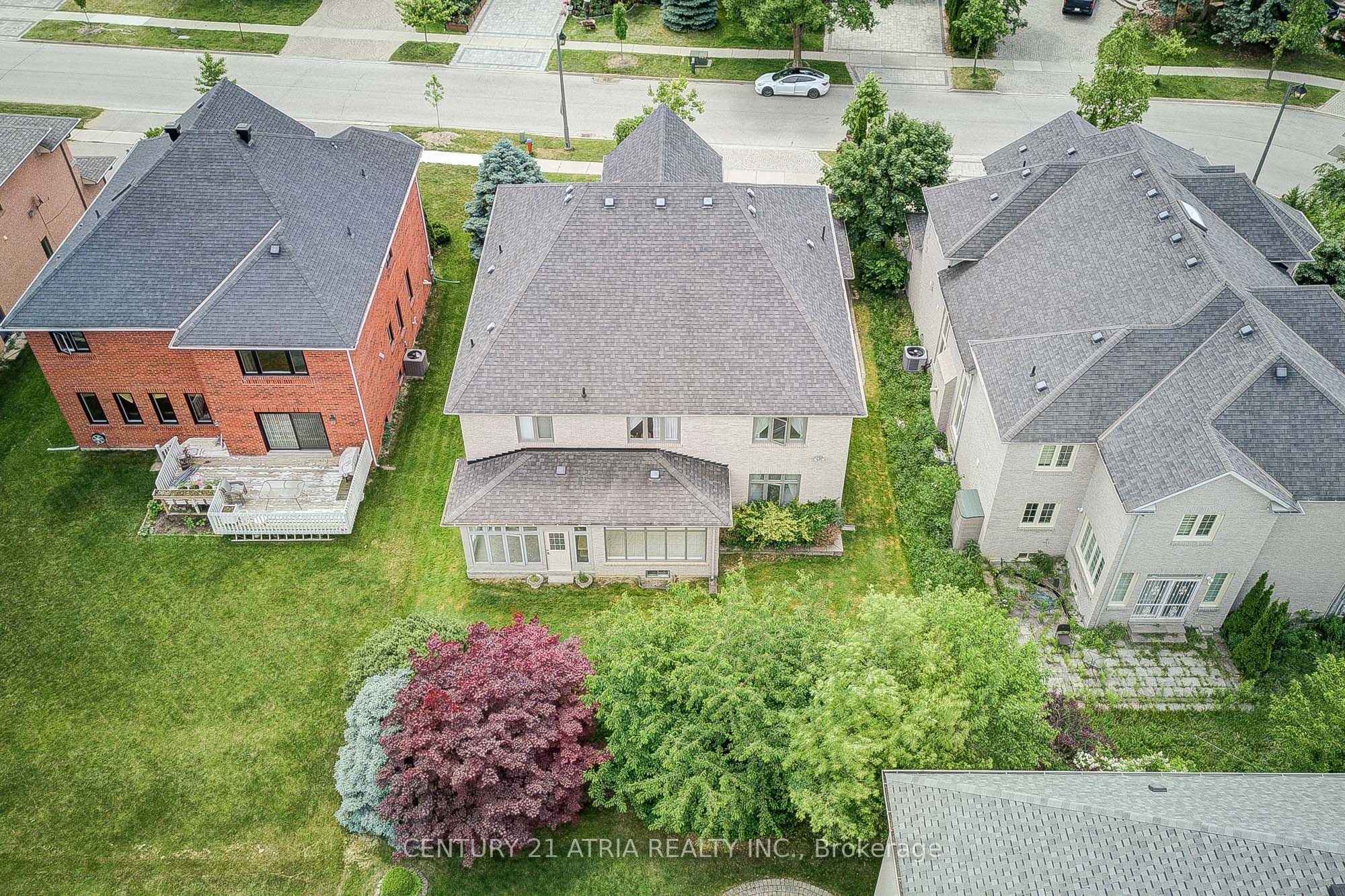 92 Springbrook Drive Property Photo 49