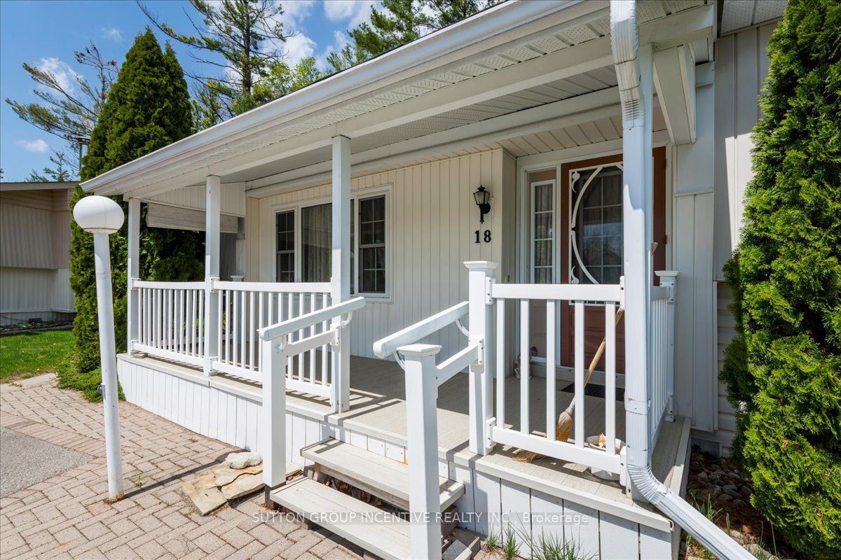 18 Riverview Cir Property Photo 1