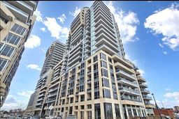 9205 Yonge St Property Photo 1