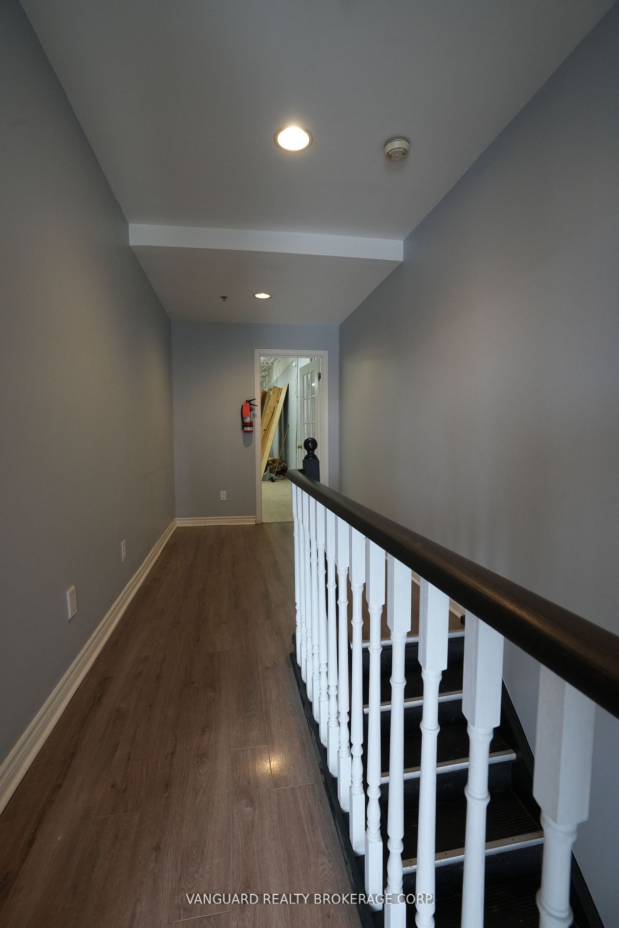 410 Chrislea Road 13 Property Photo 6