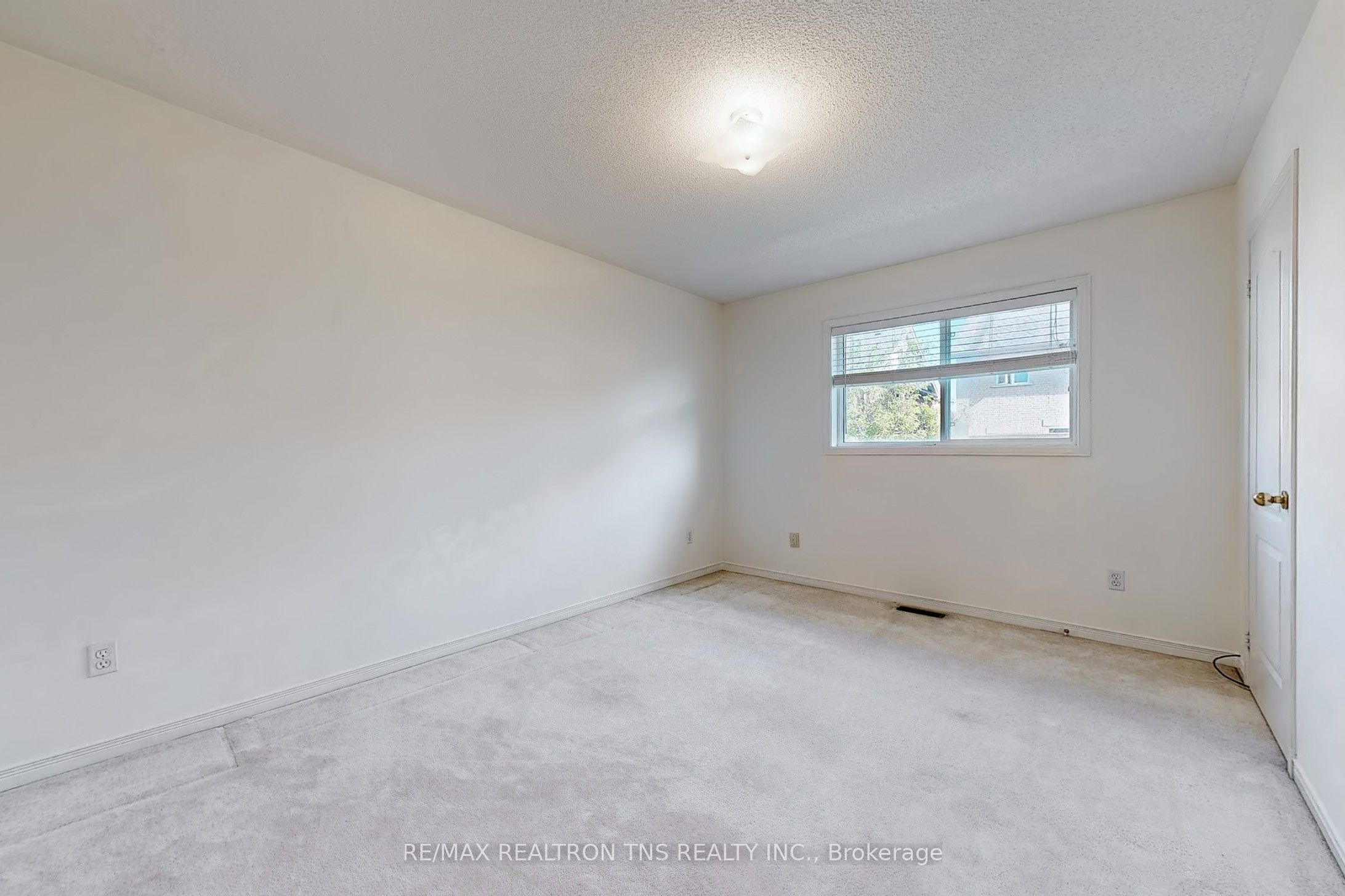 67 Angelica Avenue Property Photo 37