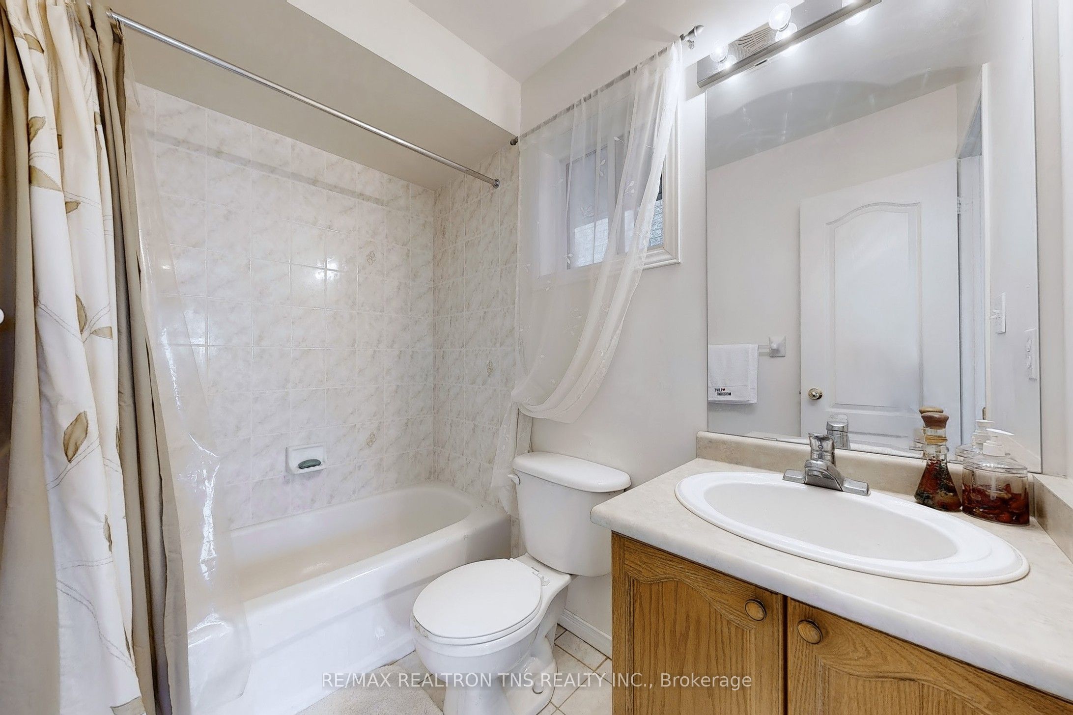 67 Angelica Avenue Property Photo 38