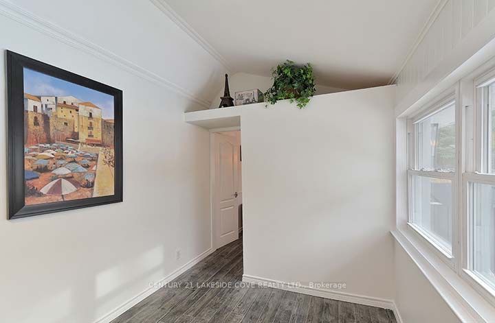 15 Tyler St Property Photo 10