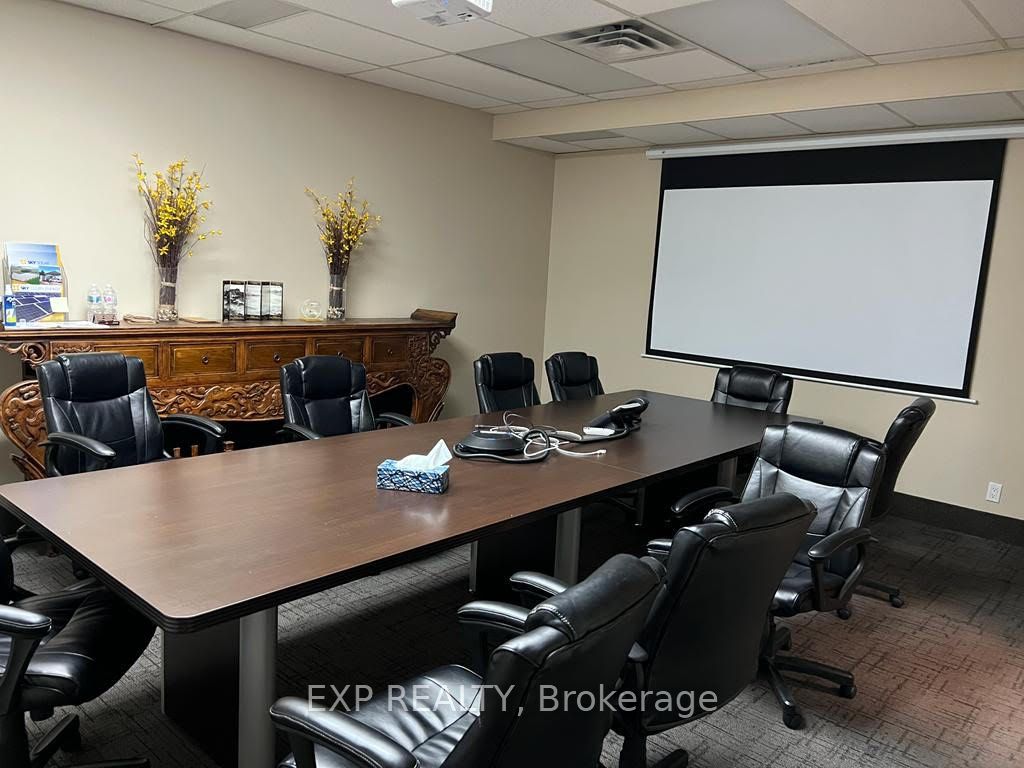 275 Renfrew Drive 104 Property Photo 16