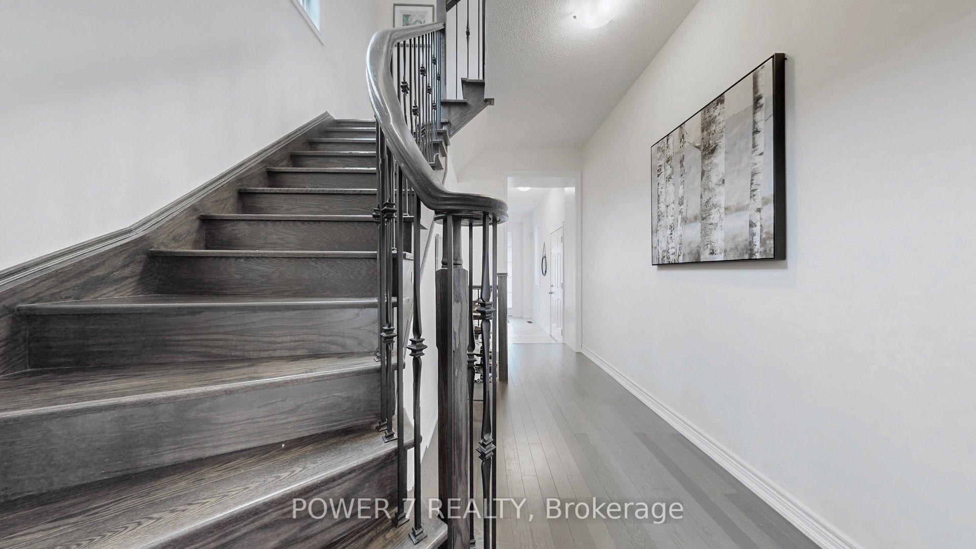 381 Chouinard Way Property Photo 21