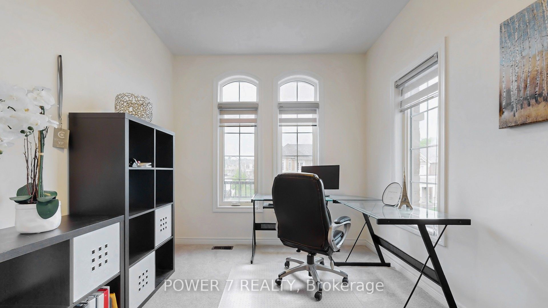 381 Chouinard Way Property Photo 32