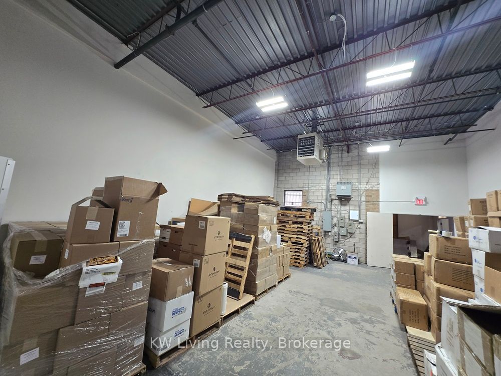 #8 & 10 - 361 Steelcase Road Property Photo 7