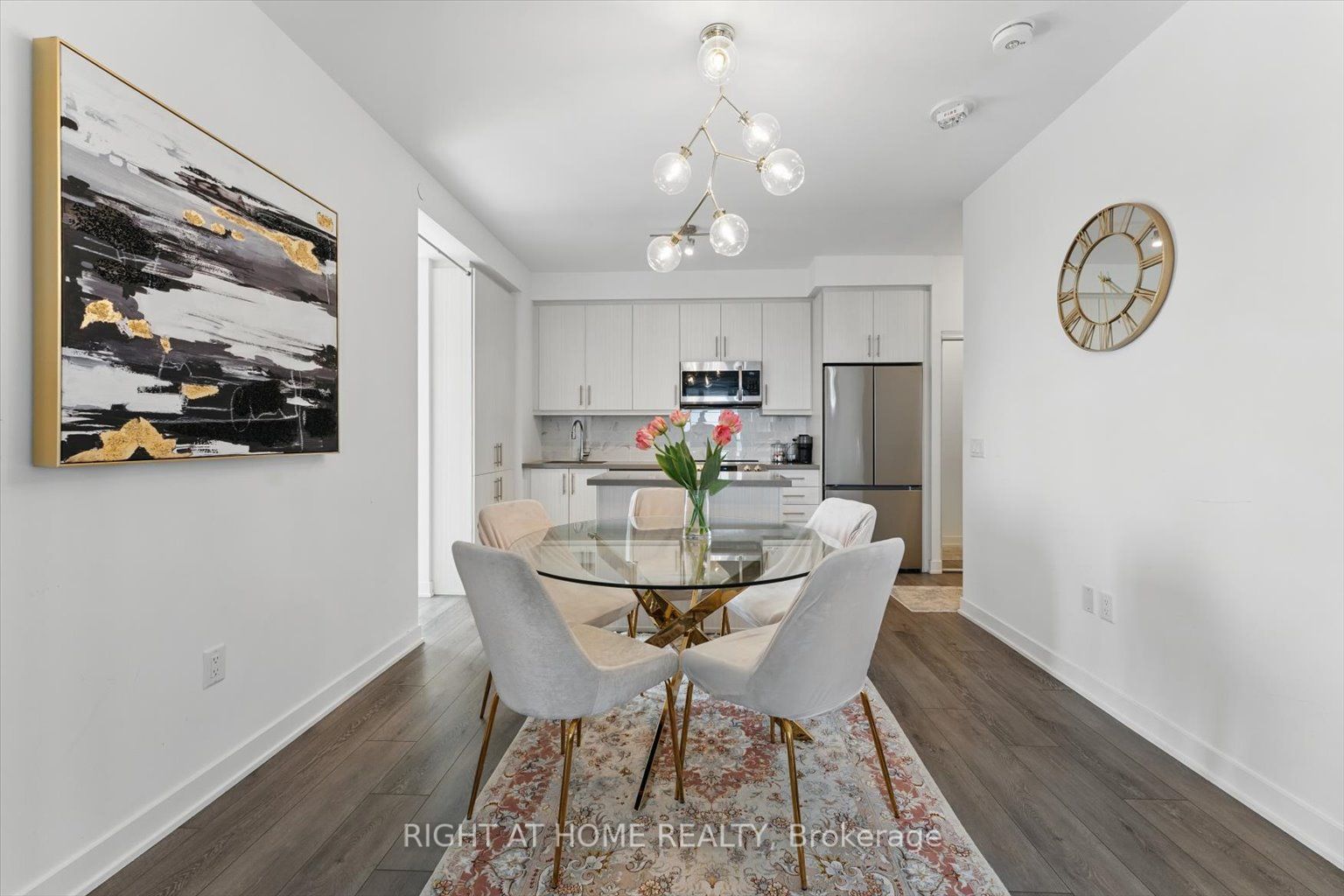 #1410 - 95 Oneida Crescent Property Photo 9