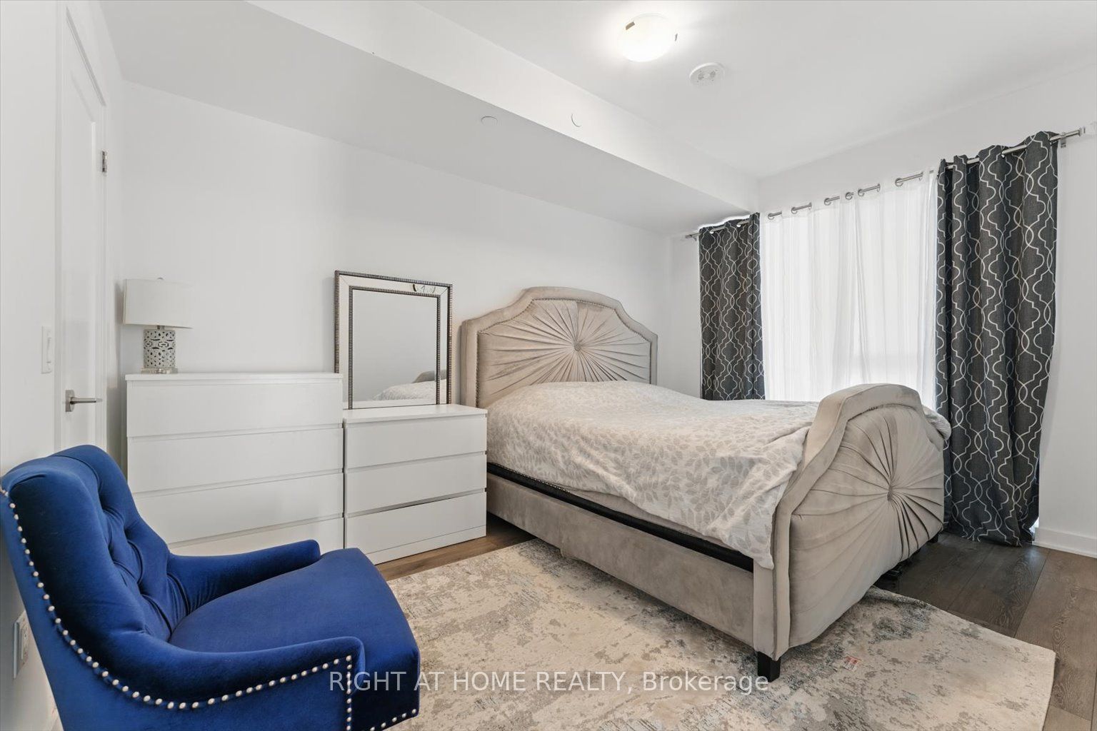 #1410 - 95 Oneida Crescent Property Photo 15