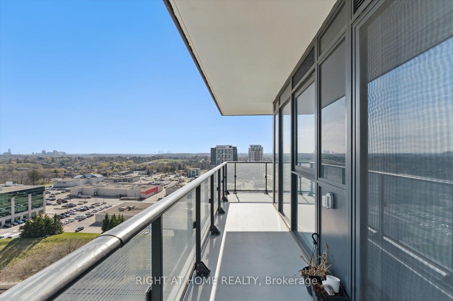 #1410 - 95 Oneida Crescent Property Photo 22