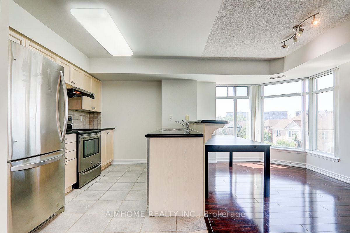 135 Pond Drive 510 Property Photo 8