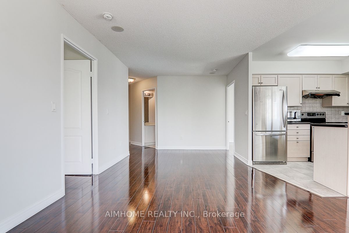 135 Pond Drive 510 Property Photo 14
