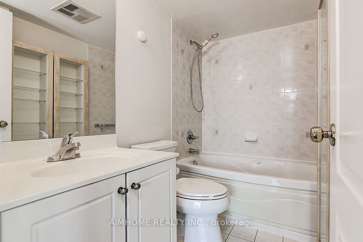 135 Pond Drive 510 Property Photo 17