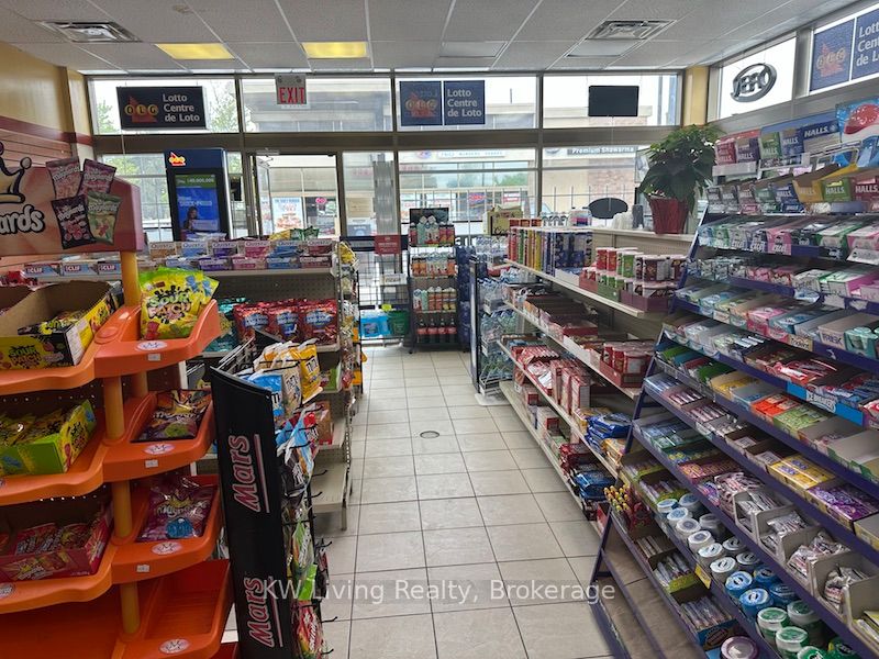 #b - 7333 Woodbine Avenue Property Photo 2