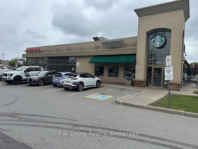 #b - 7333 Woodbine Avenue Property Photo 10