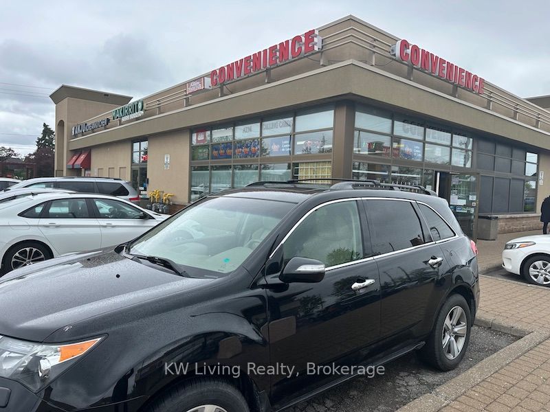 #b - 7333 Woodbine Avenue Property Photo 11