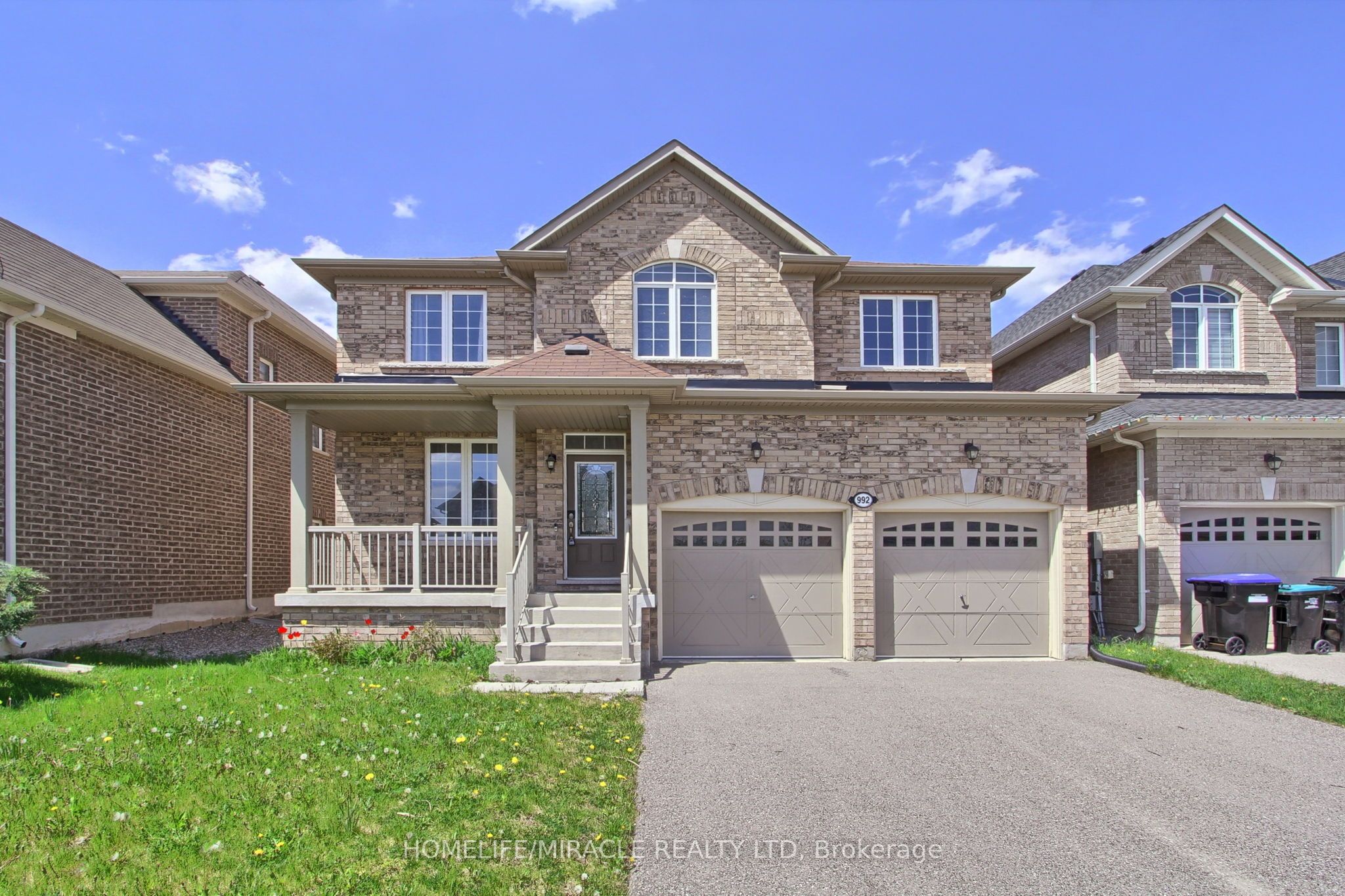 992 Green Street Property Photo 1