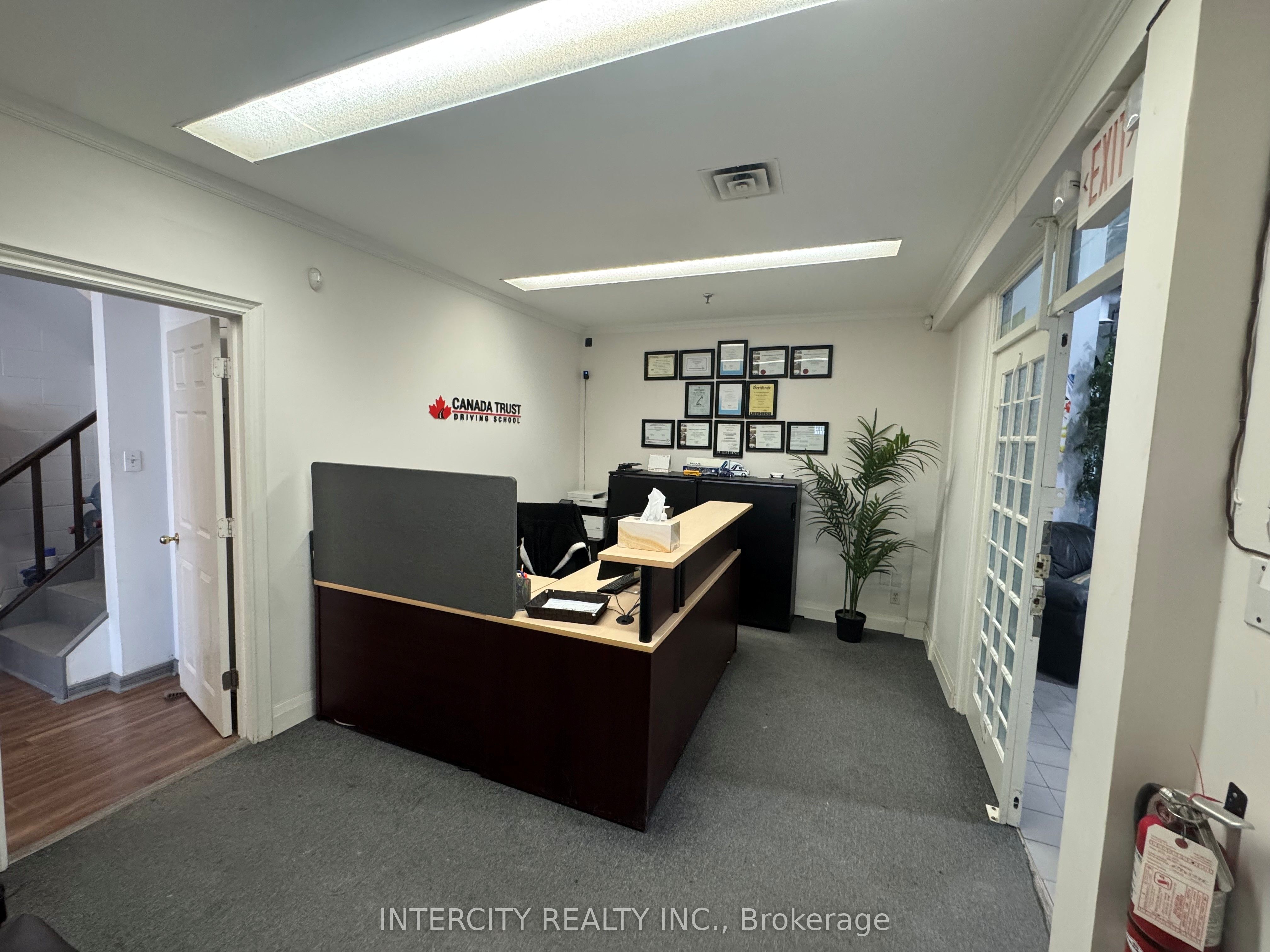 2100 Steeles Ave W Property Photo 2
