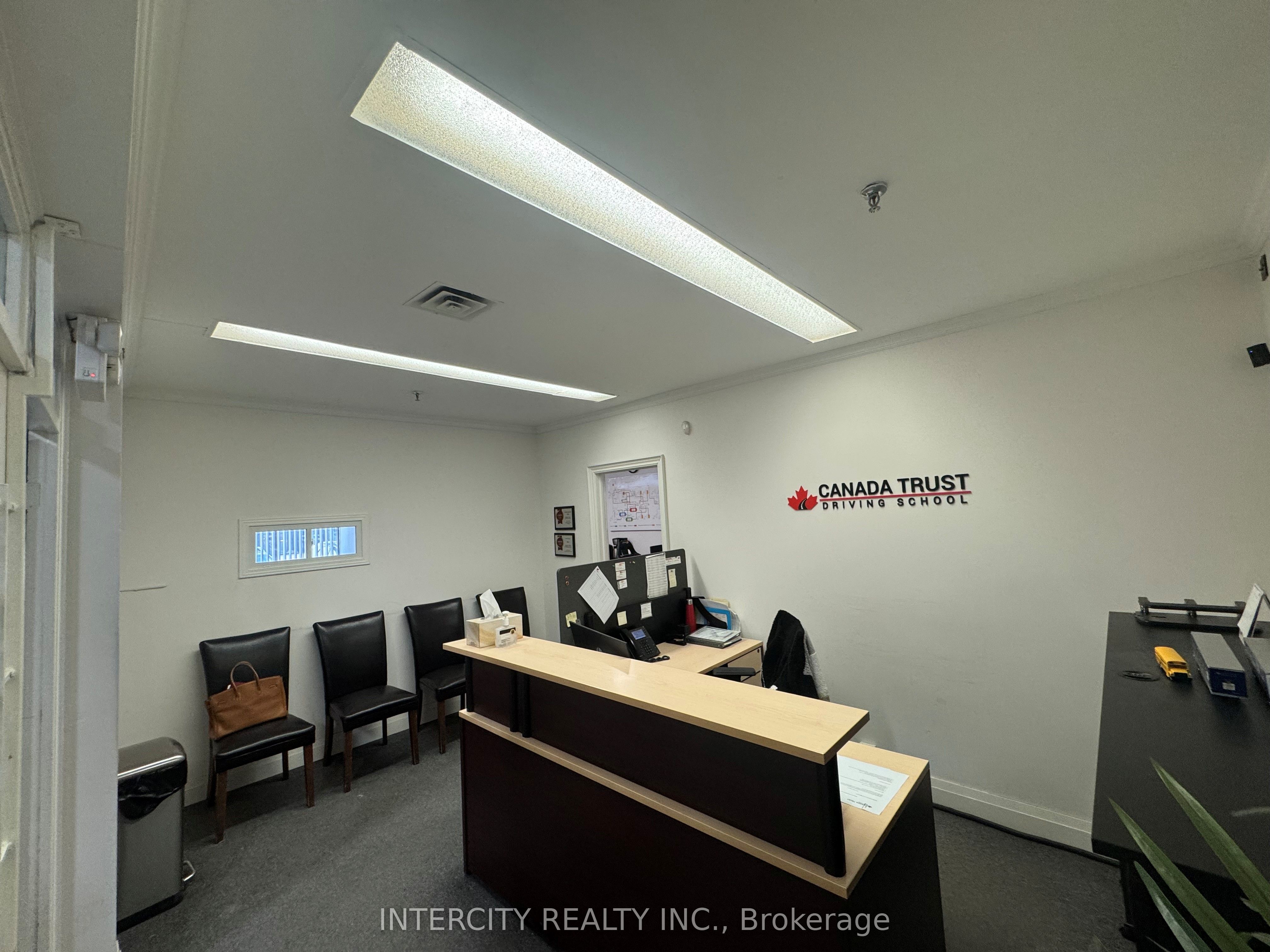 2100 Steeles Ave W Property Photo 3