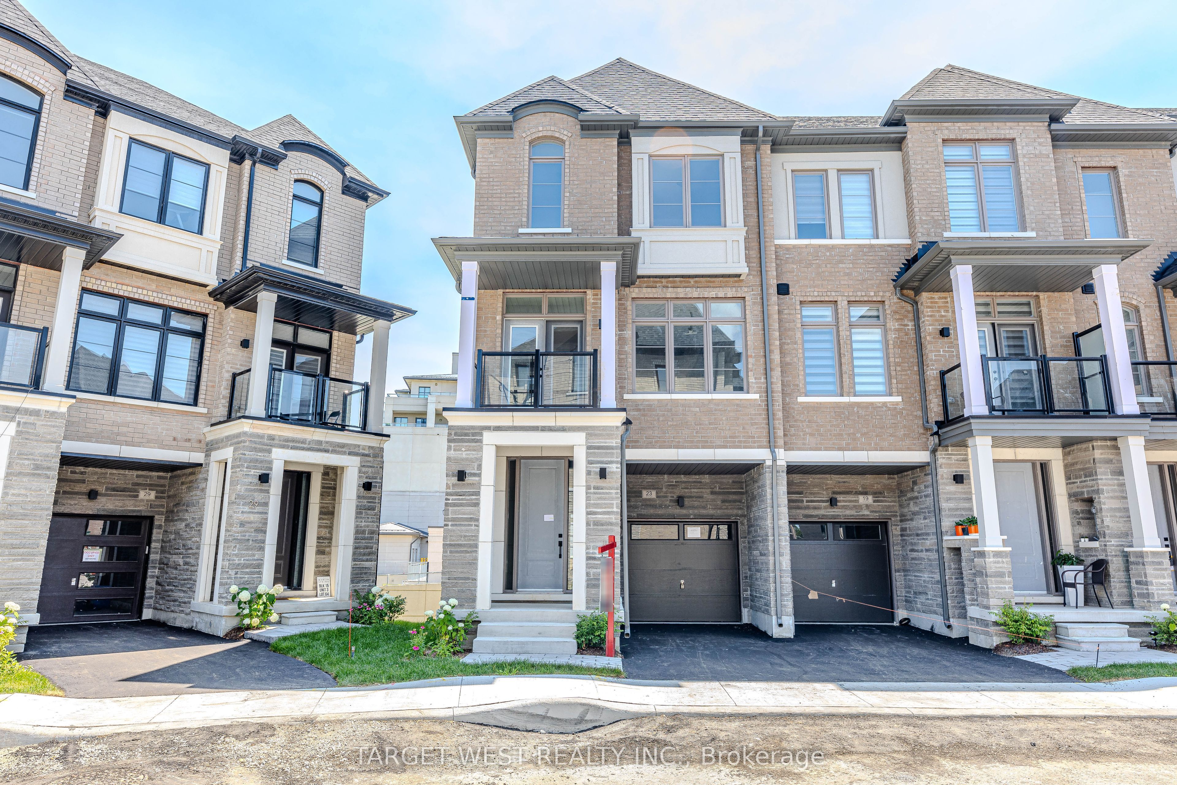 23 Archambault Way Property Photo 2