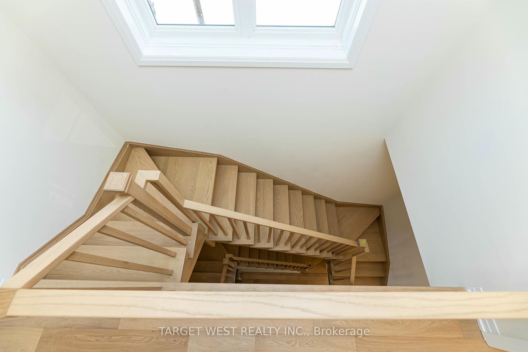 23 Archambault Way Property Photo 18