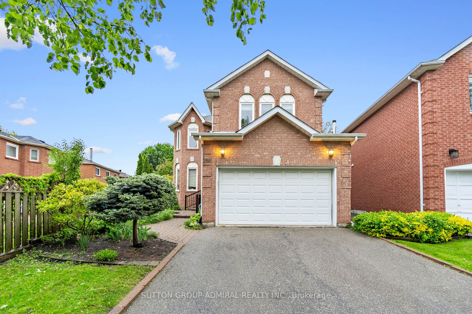 288 Chelwood Drive Property Photo 1