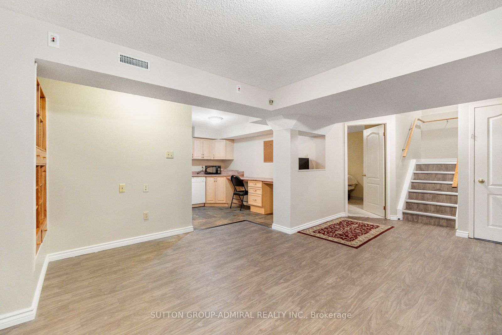 288 Chelwood Drive Property Photo 36