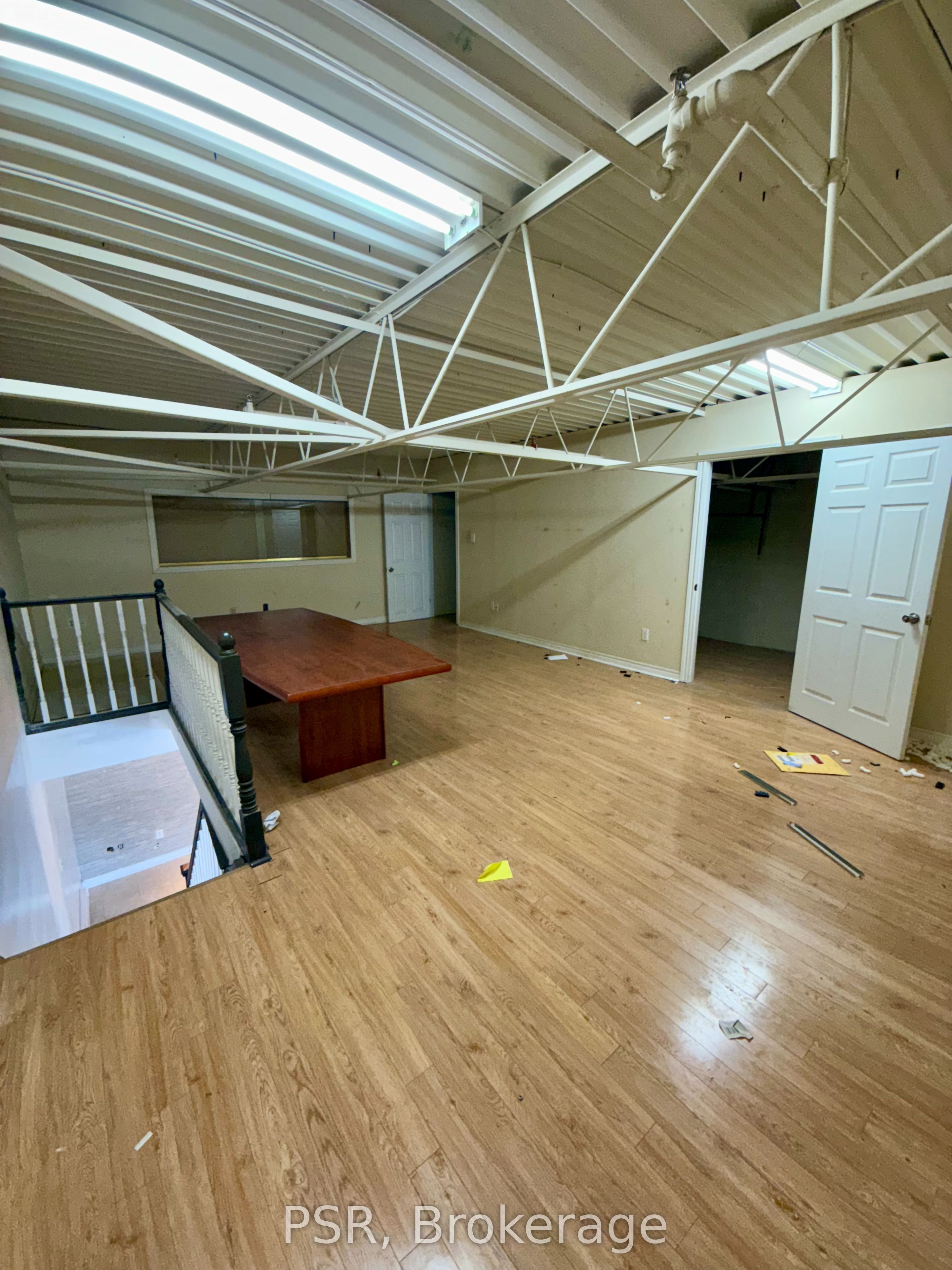 #12 - 91 Fernstaff Court Property Photo 6