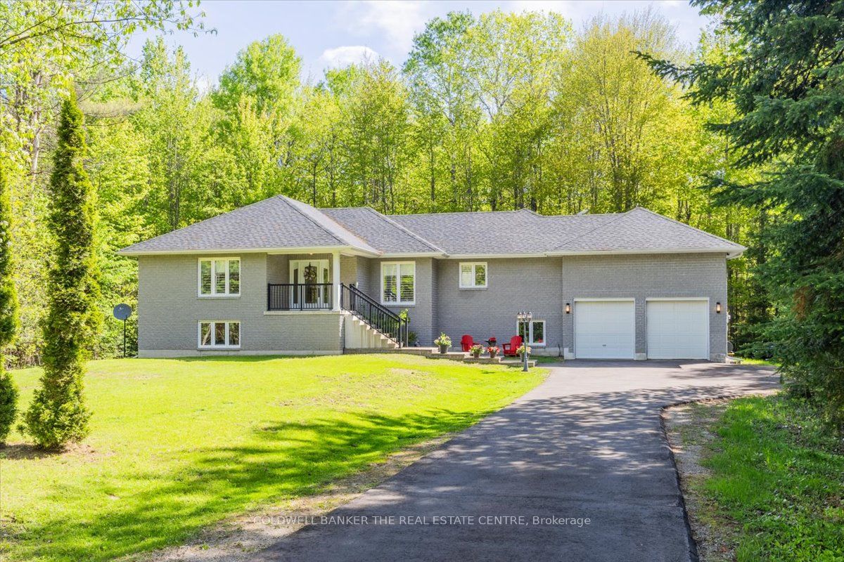 7563 5th Line Property Photo 1