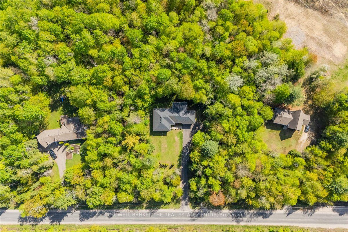 7563 5th Line Property Photo 5