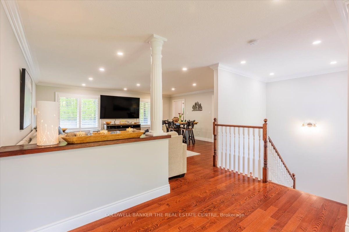 7563 5th Line Property Photo 12