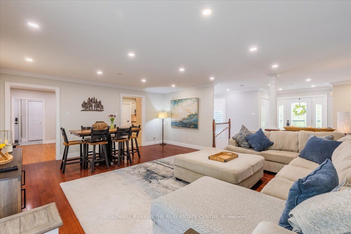 7563 5th Line Property Photo 13