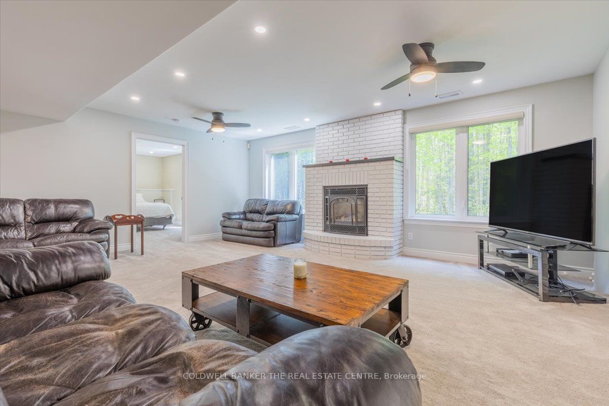 7563 5th Line Property Photo 28