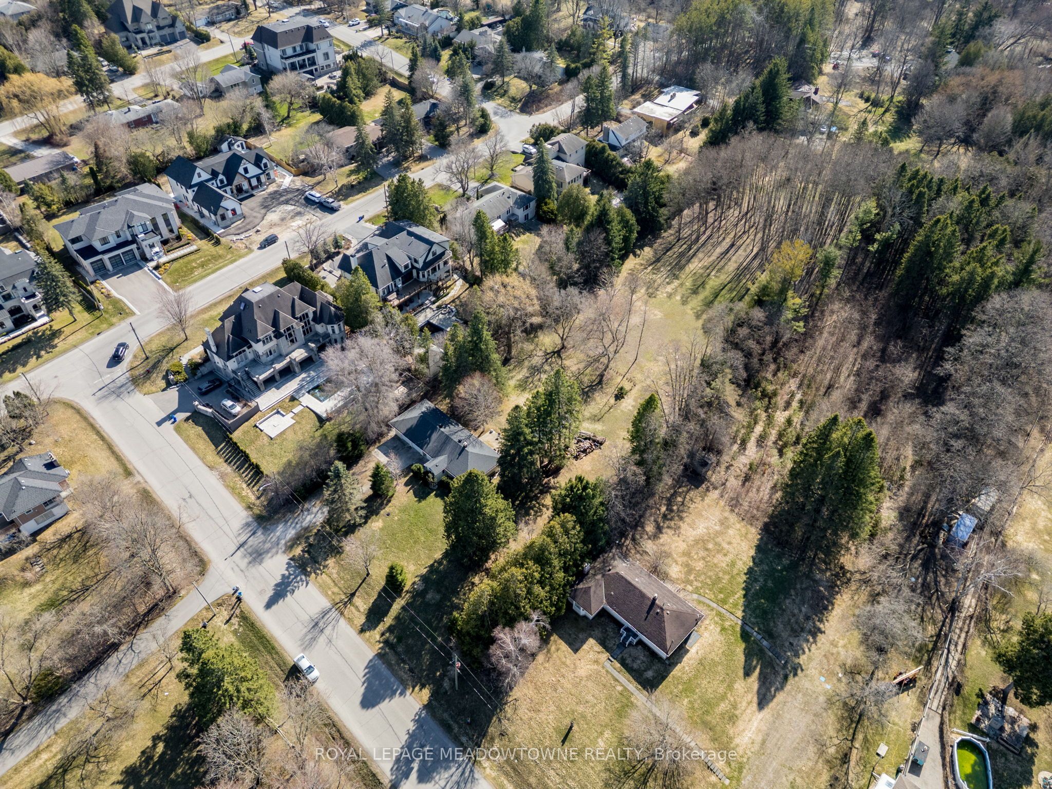 200 Martin Street Property Photo 3