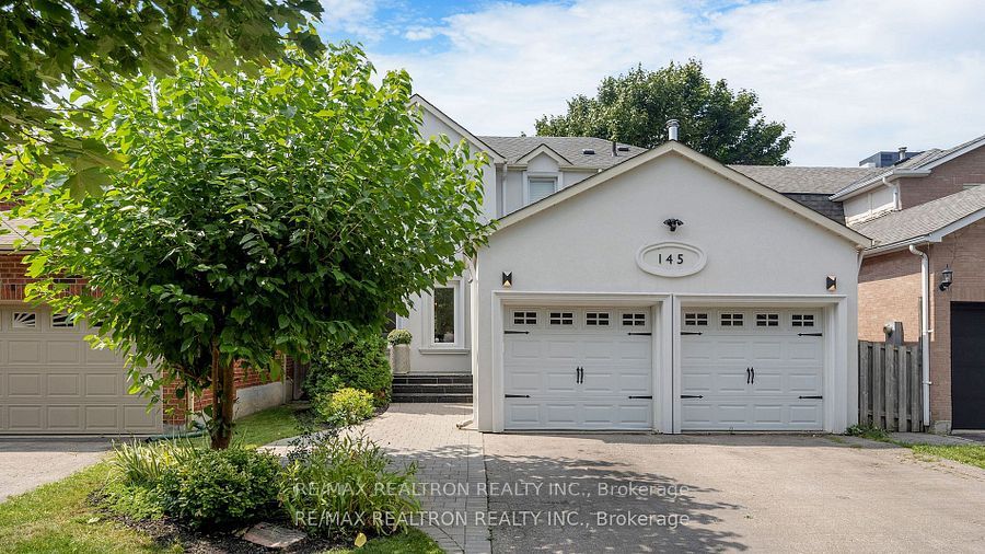 145 Roseborough Cres Property Photo 1