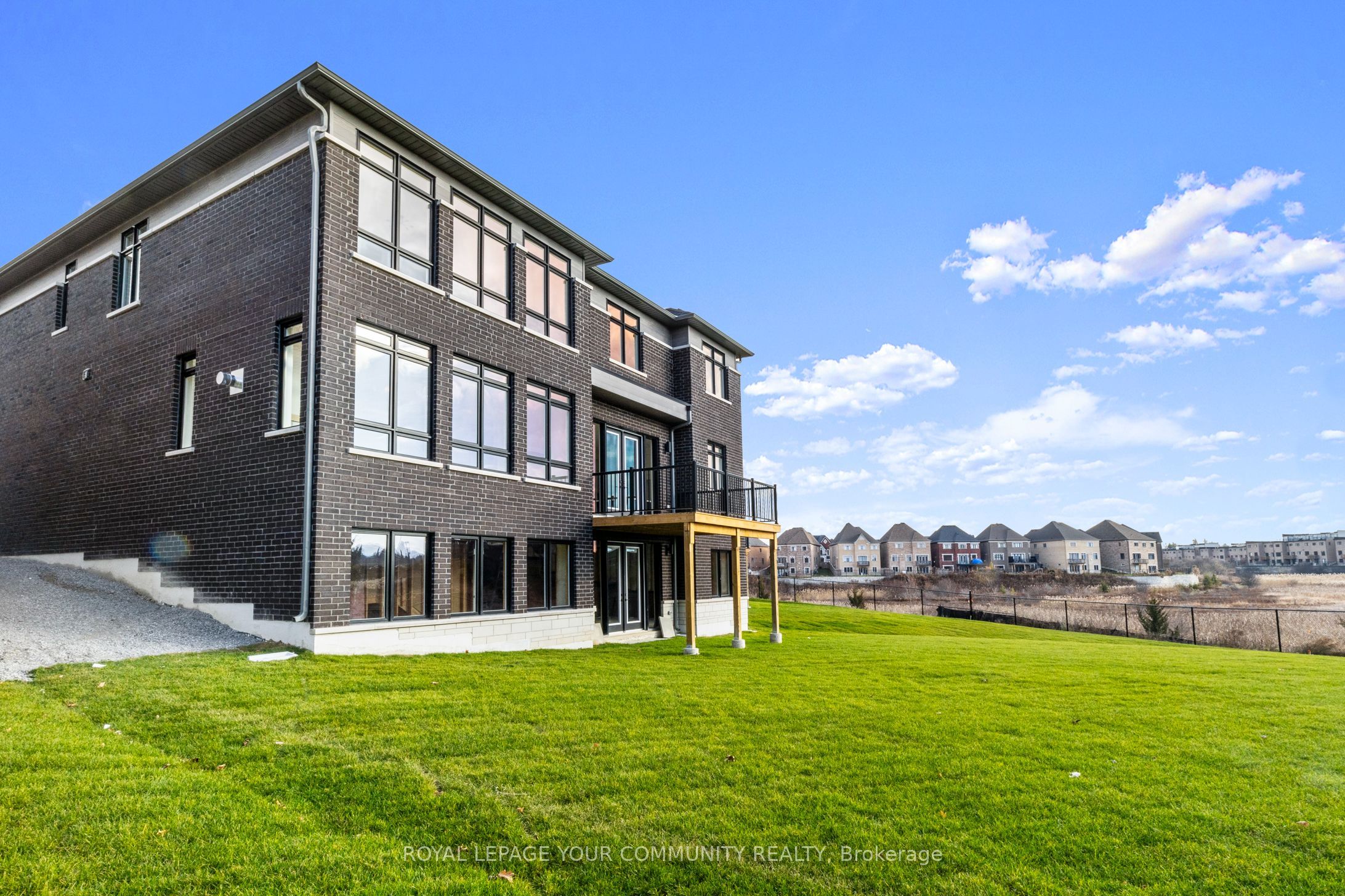 6 Bunn Court Property Photo 36