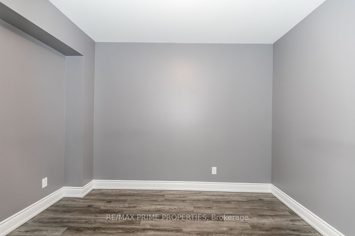 #back - 1 O'connor Drive Property Photo 16