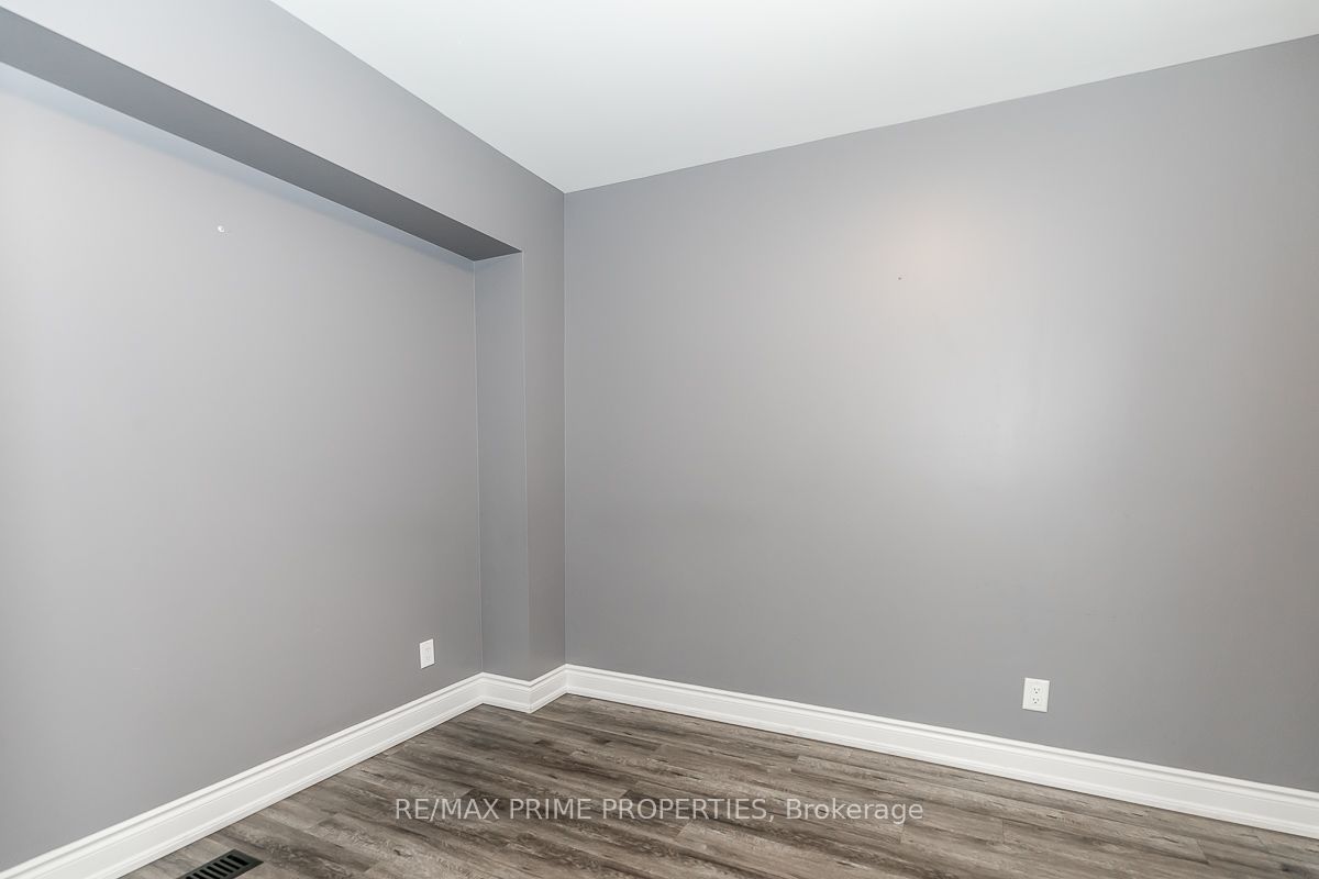 #back - 1 O'connor Drive Property Photo 17