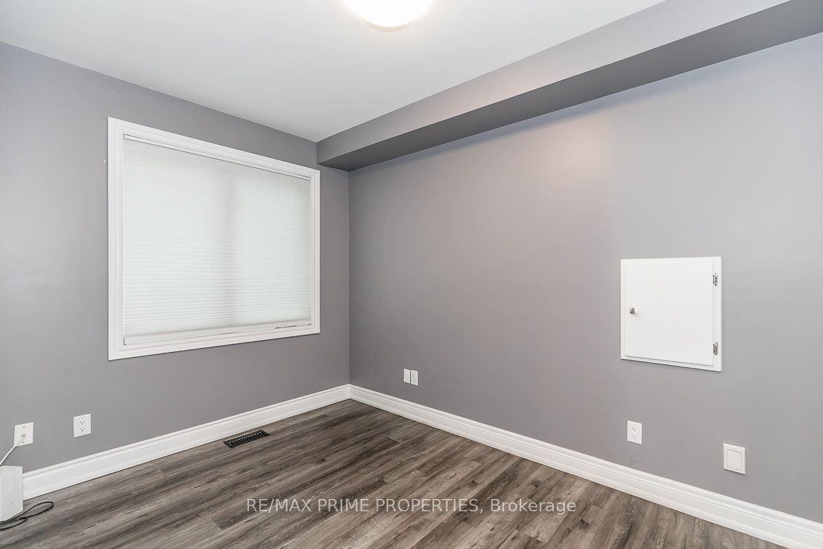 #back - 1 O'connor Drive Property Photo 19