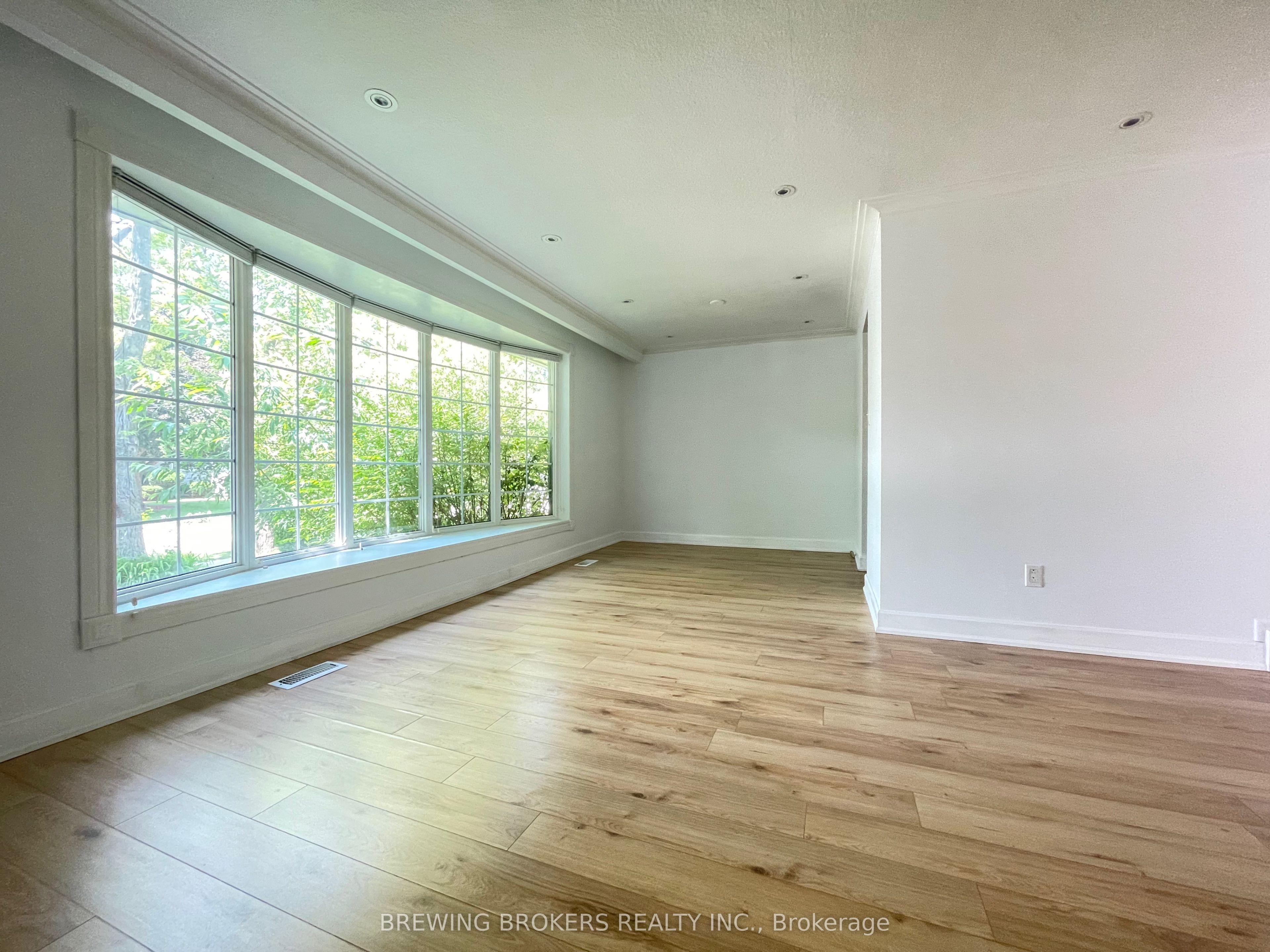 #main - 39 Netherford Road Property Photo 4