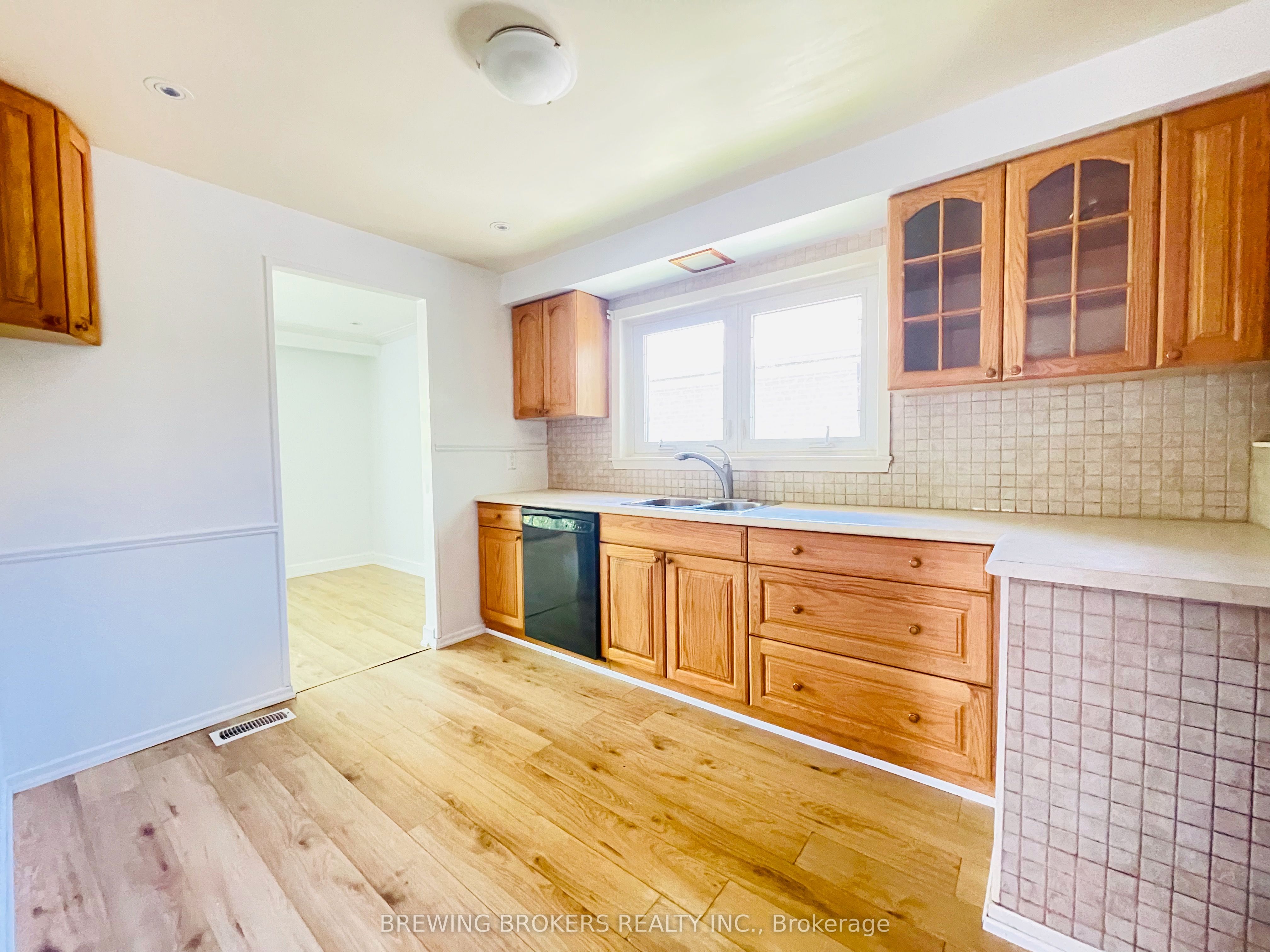 #main - 39 Netherford Road Property Photo 6