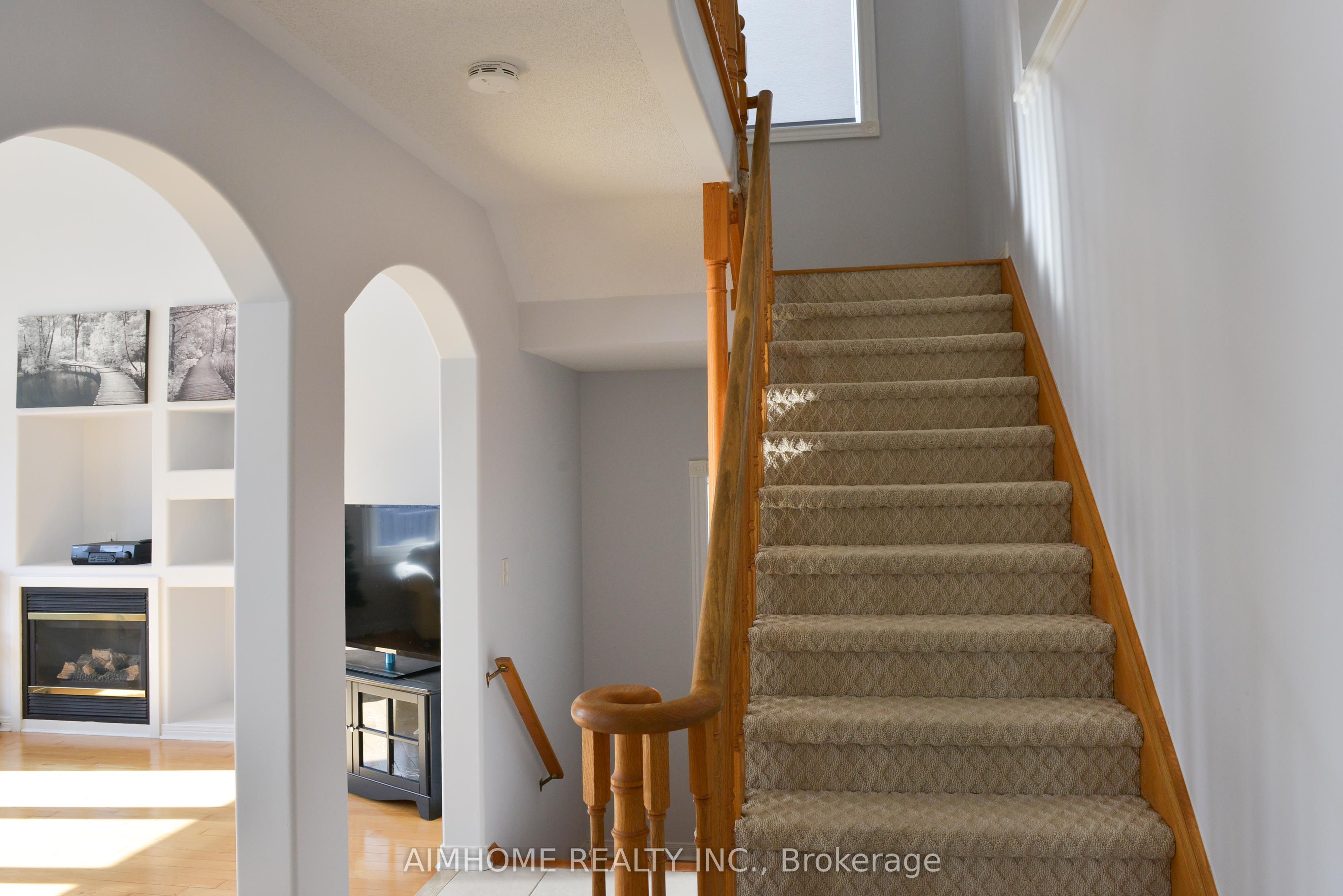 76 Burndenford Crescent Property Photo 17