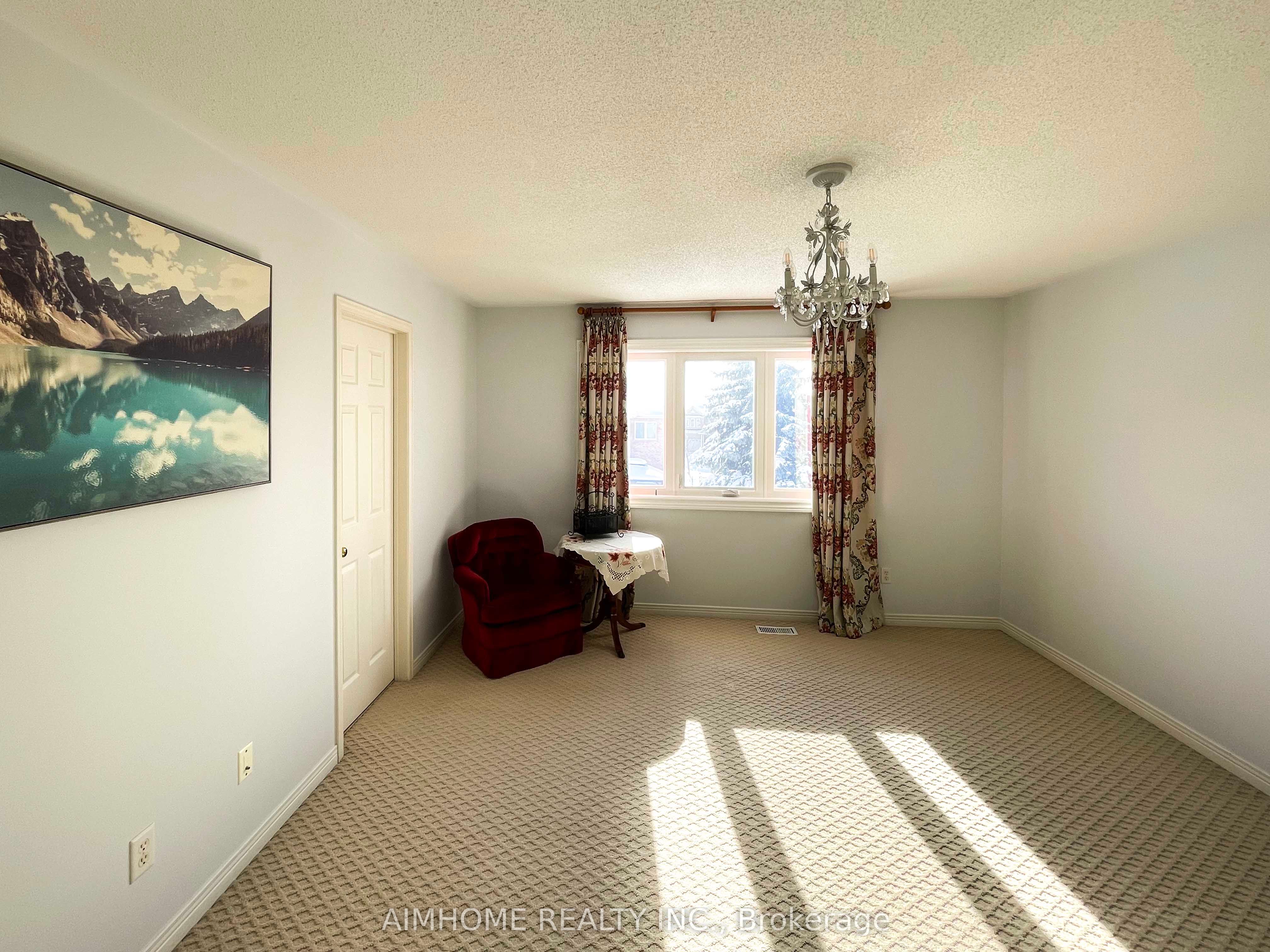 76 Burndenford Crescent Property Photo 20