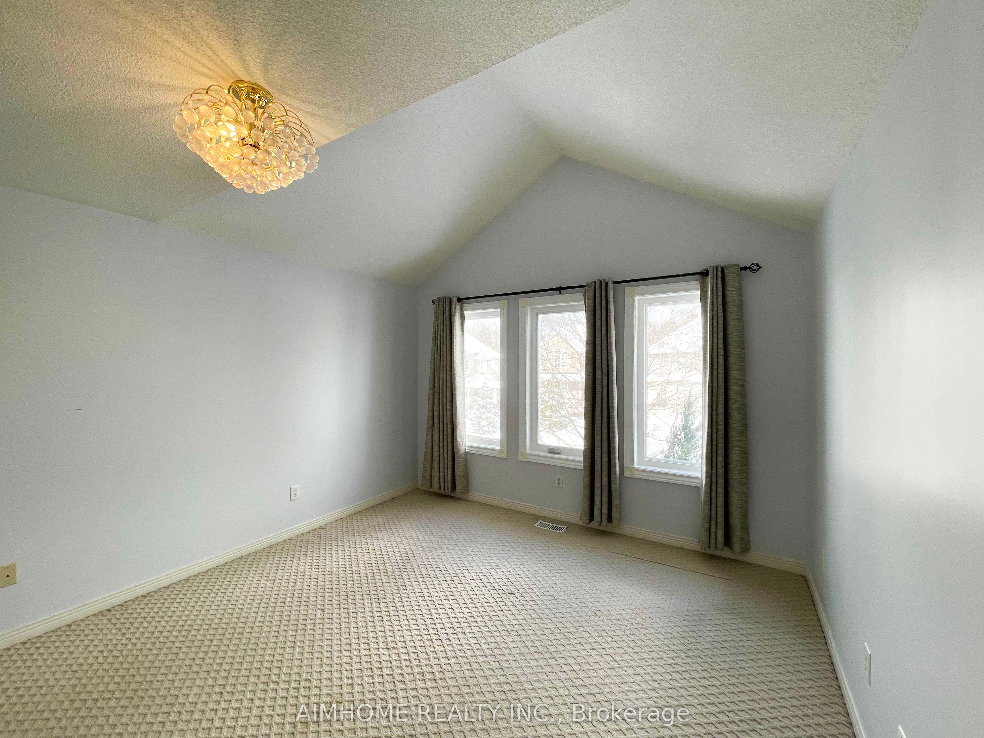 76 Burndenford Crescent Property Photo 23