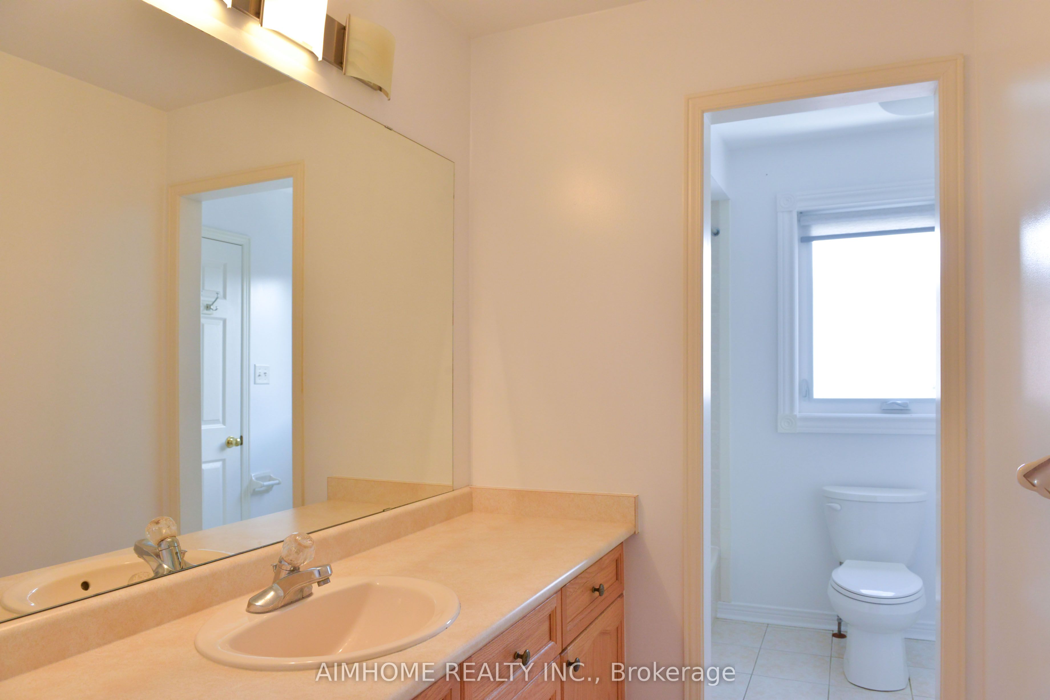 76 Burndenford Crescent Property Photo 24