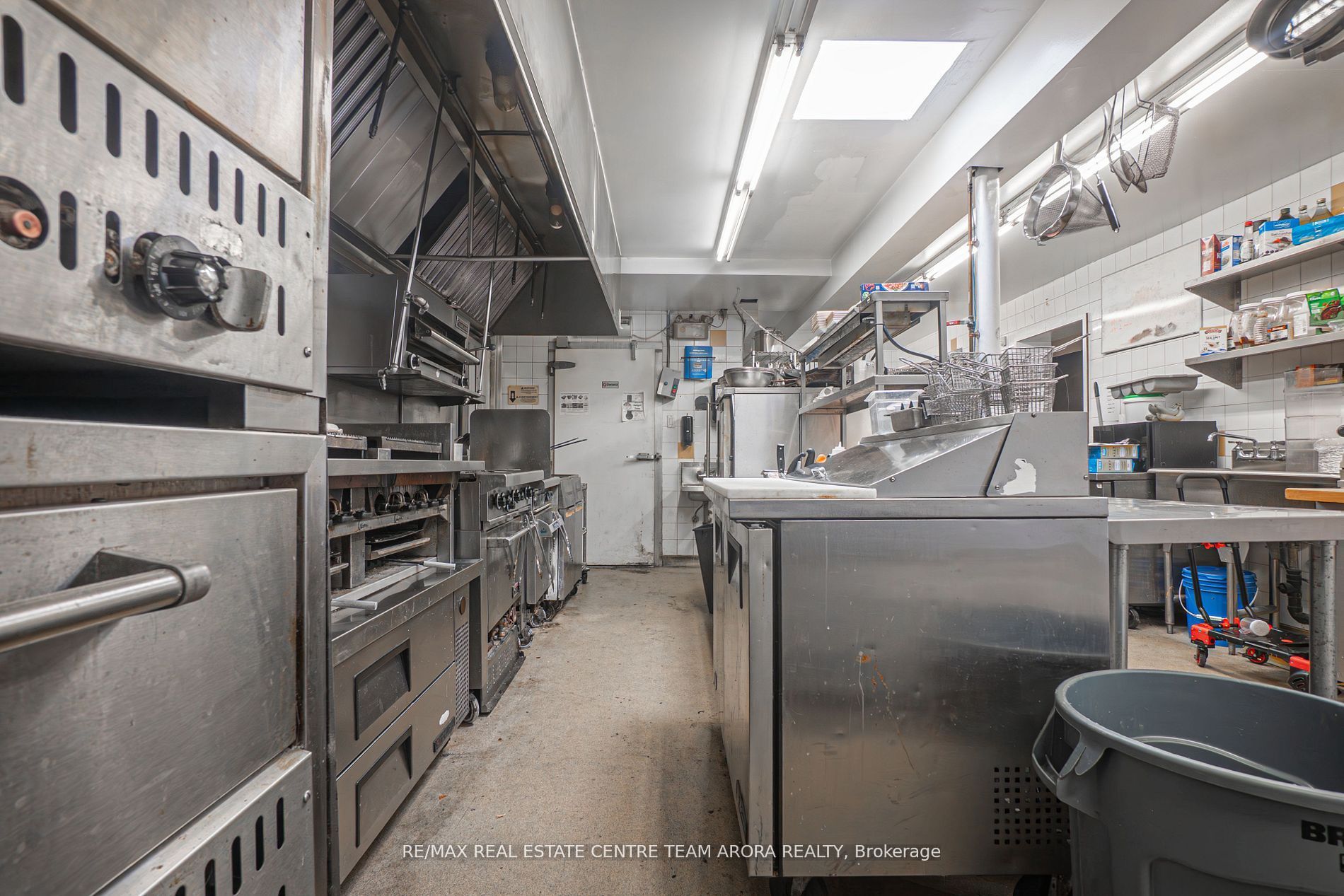 13775 27 Property Photo 17