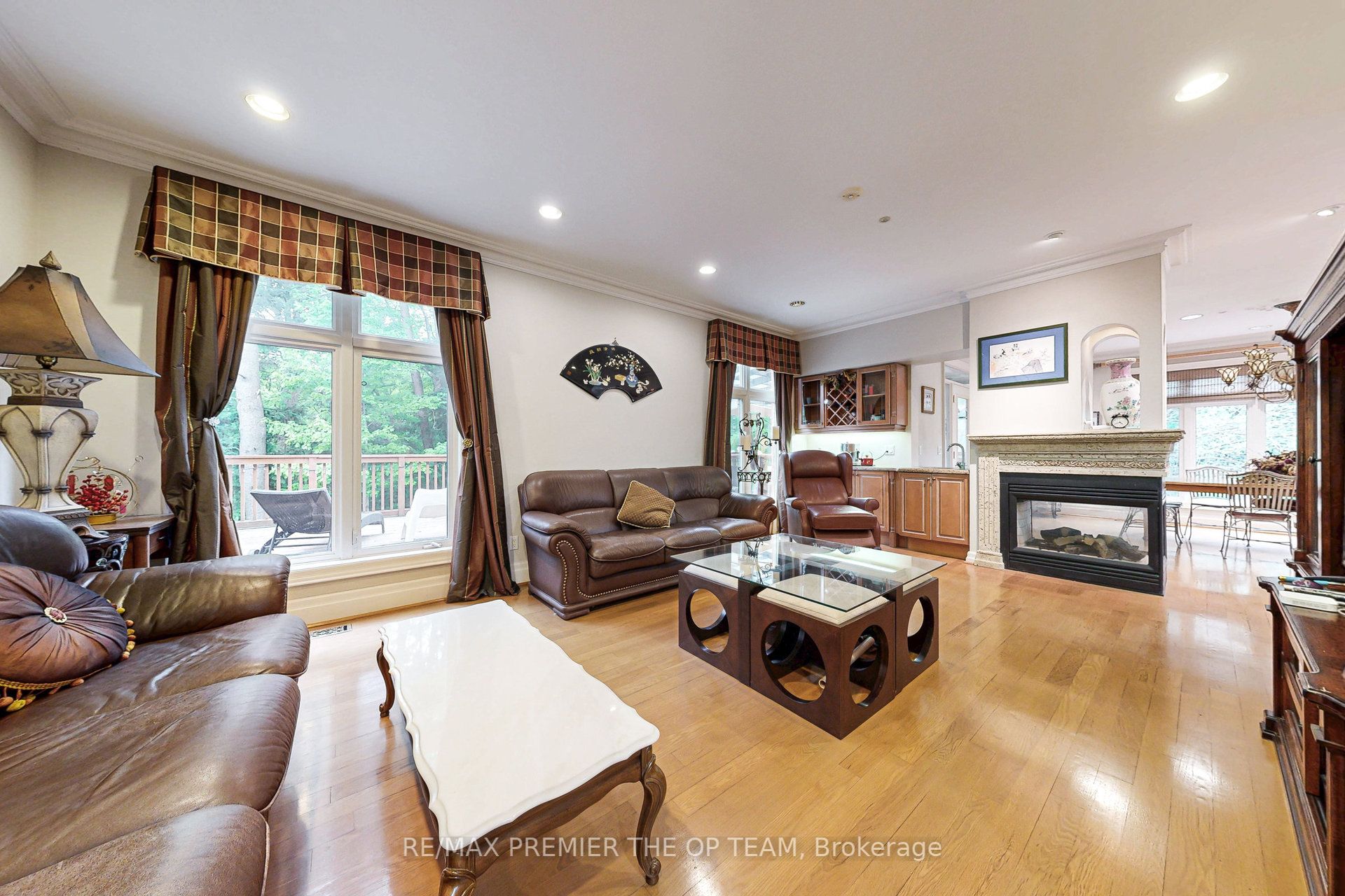86 Muzich Place Property Photo 14