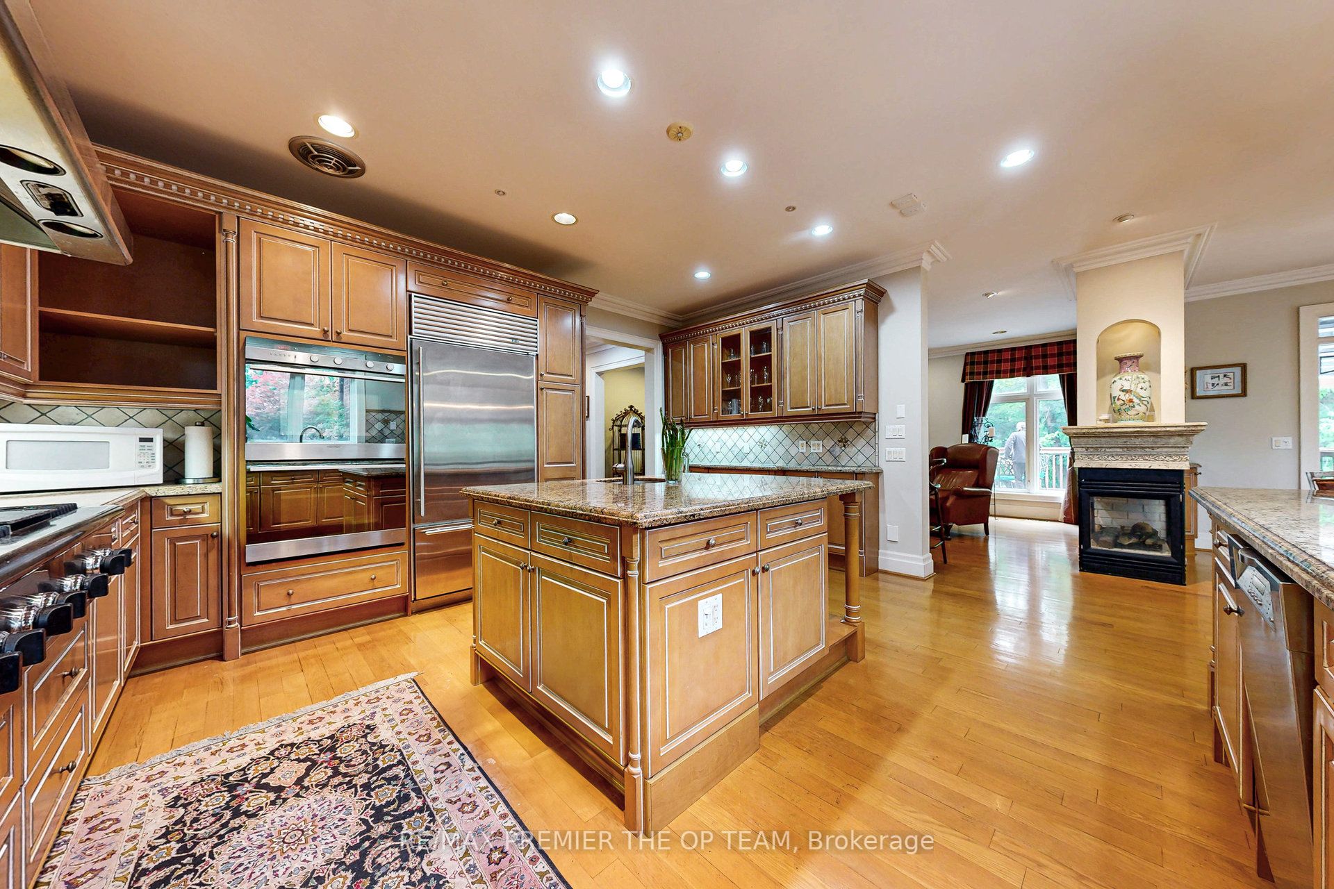 86 Muzich Place Property Photo 17